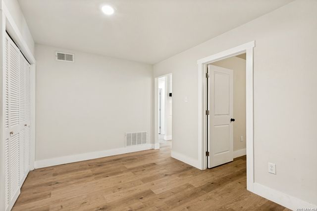 2712 Nacogdoches Rd, San Antonio, TX 78217