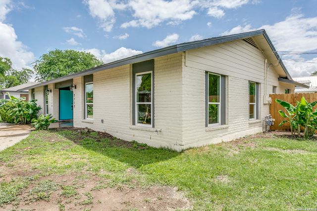 2712 Nacogdoches Rd, San Antonio, TX 78217
