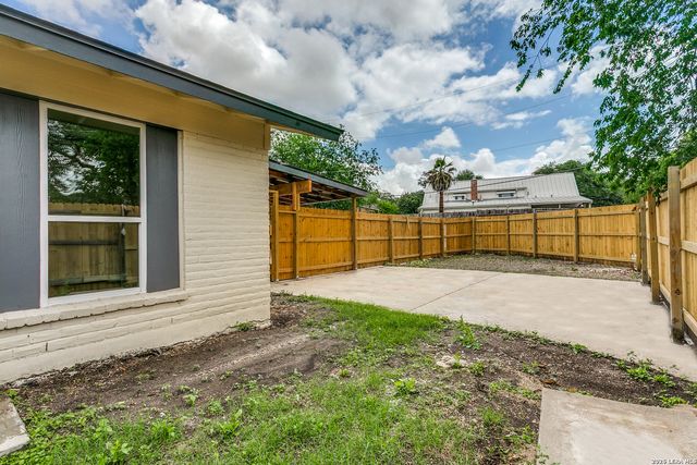 2712 Nacogdoches Rd, San Antonio, TX 78217