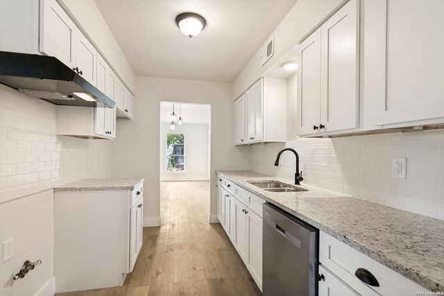 2712 Nacogdoches Rd, San Antonio, TX 78217