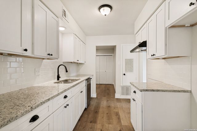 2712 Nacogdoches Rd, San Antonio, TX 78217