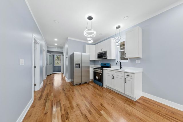 2233 S Spaulding Avenue, Chicago, IL 60623