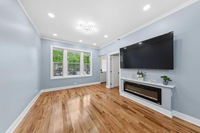 2233 S Spaulding Avenue, Chicago, IL 60623