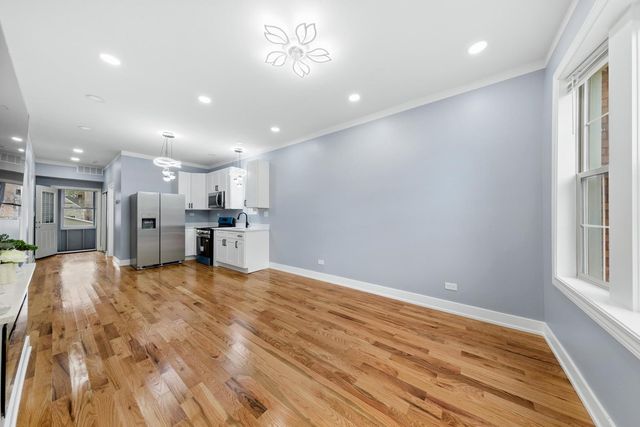 2233 S Spaulding Avenue, Chicago, IL 60623