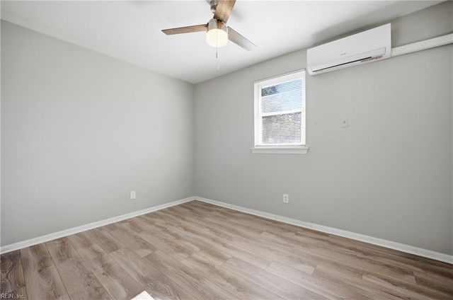 9626 10th View St Apt D, Norfolk, VA 23503