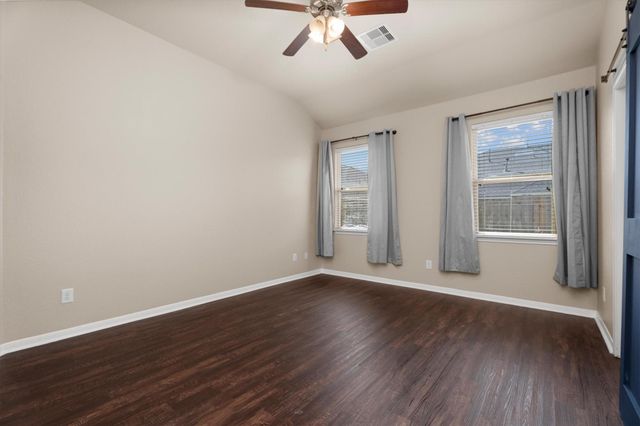 8911 Finnery Drive, Tomball, TX 77375