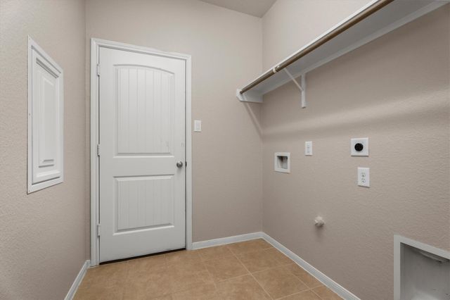 8911 Finnery Drive, Tomball, TX 77375