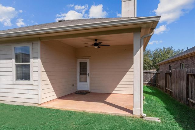 8911 Finnery Drive, Tomball, TX 77375