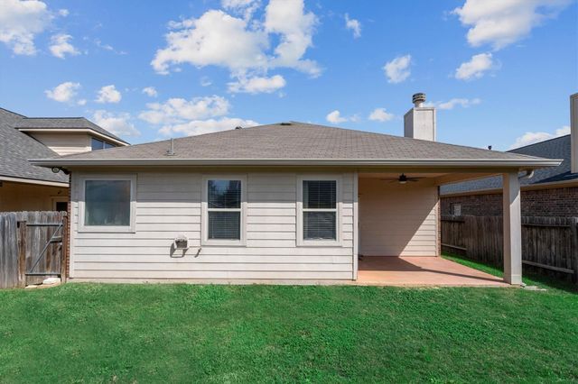 8911 Finnery Drive, Tomball, TX 77375