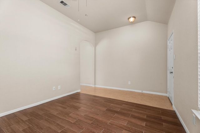 8911 Finnery Drive, Tomball, TX 77375