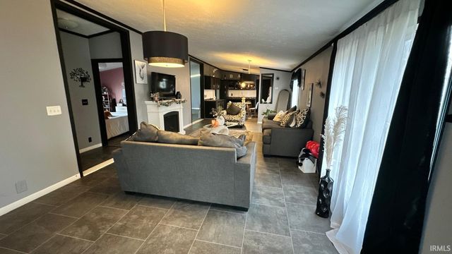 904 S 14Th Street, Goshen, IN 46526