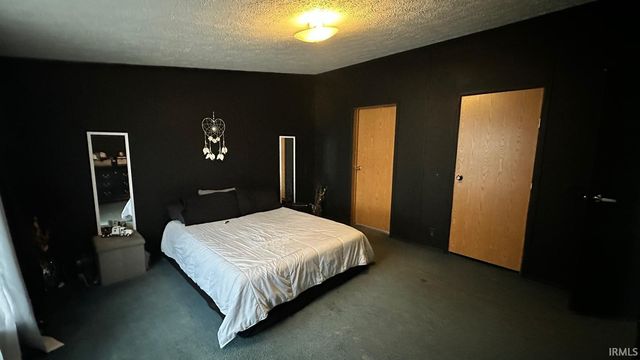 904 S 14Th Street, Goshen, IN 46526