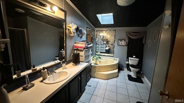 904 S 14Th Street, Goshen, IN 46526