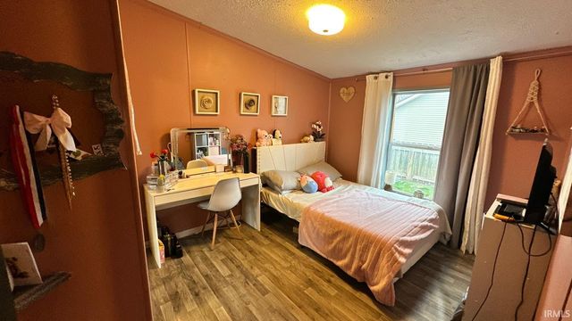 904 S 14Th Street, Goshen, IN 46526