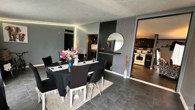 904 S 14Th Street, Goshen, IN 46526