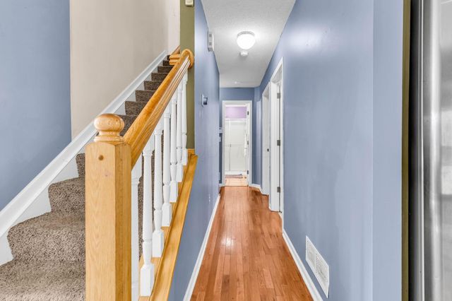 5590 Westerville Crossing Drive, Westerville, OH 43081