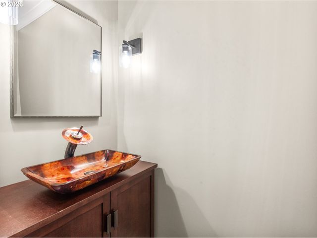 5610 Ne GOING St, Portland, OR 97218