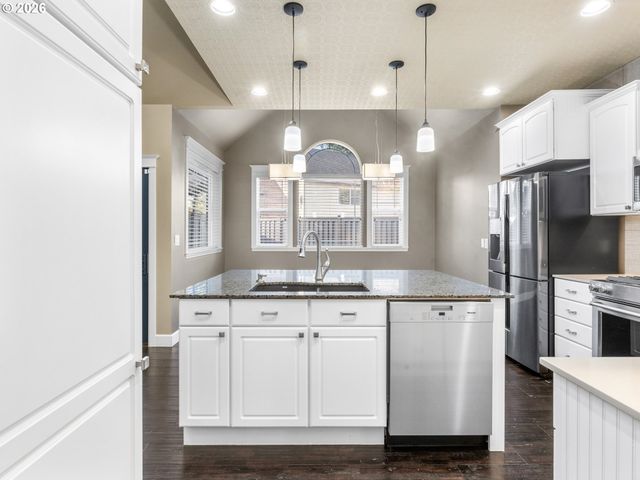 5610 Ne GOING St, Portland, OR 97218