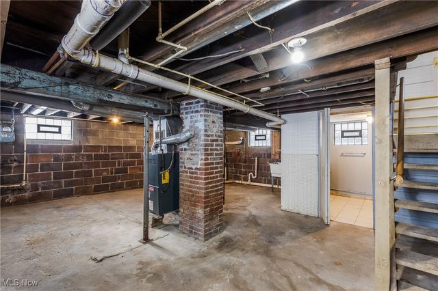 100 Gordon Street, Girard, OH 44420