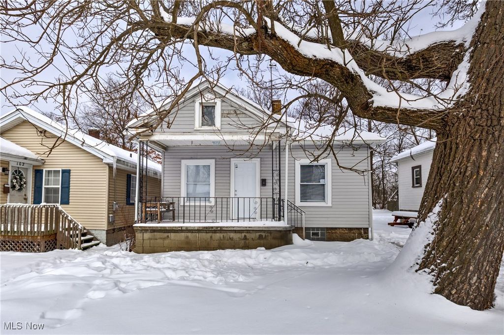 100 Gordon Street, Girard, OH 44420