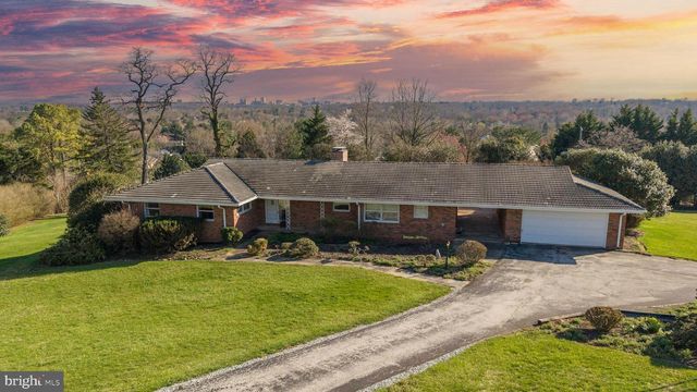 8 LOCHVIEW CT, Lutherville Timonium, MD 21093