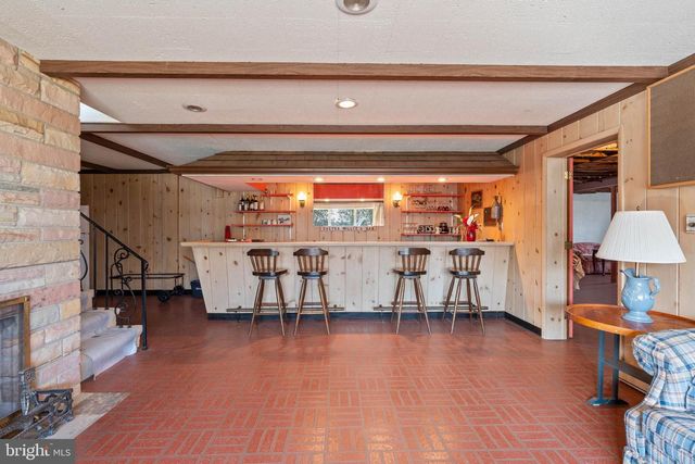 8 LOCHVIEW CT, Lutherville Timonium, MD 21093