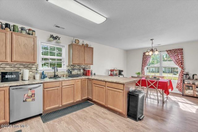 278 Brookstone Way, Jacksonville, NC 28546