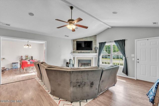 278 Brookstone Way, Jacksonville, NC 28546