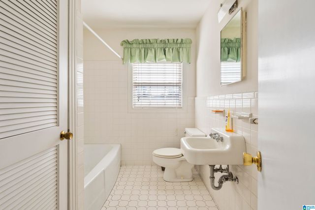 1298 NEW LINCOLN ROAD, Talladega, AL 35160