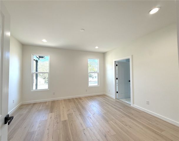 1427 E Calhoun Street, Anderson, SC 29621