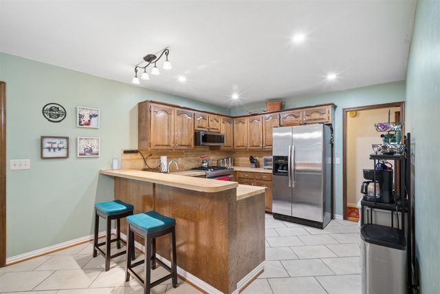 208 N Hemlock Avenue, Broken Arrow, OK 74012