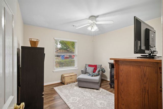 208 N Hemlock Avenue, Broken Arrow, OK 74012