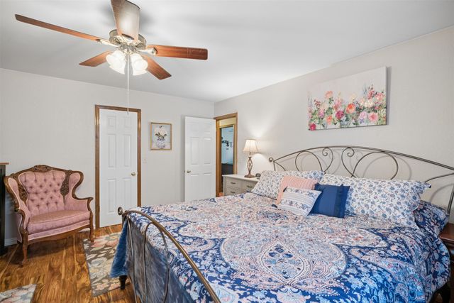 208 N Hemlock Avenue, Broken Arrow, OK 74012