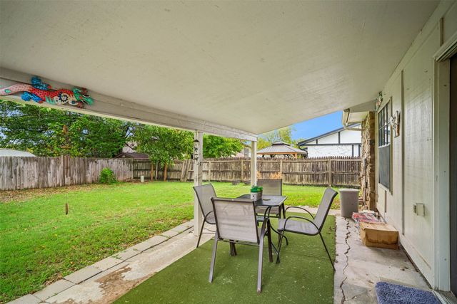 208 N Hemlock Avenue, Broken Arrow, OK 74012