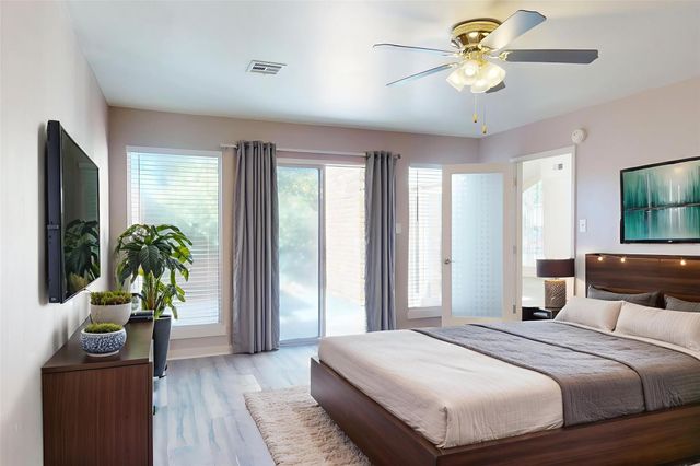 707 Center Hill Drive, Houston, TX 77079