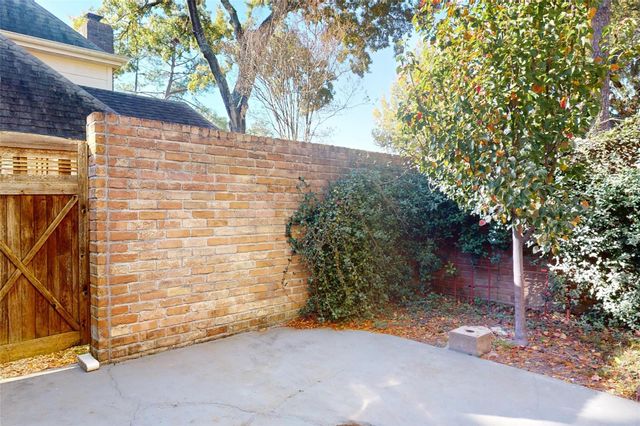 707 Center Hill Drive, Houston, TX 77079