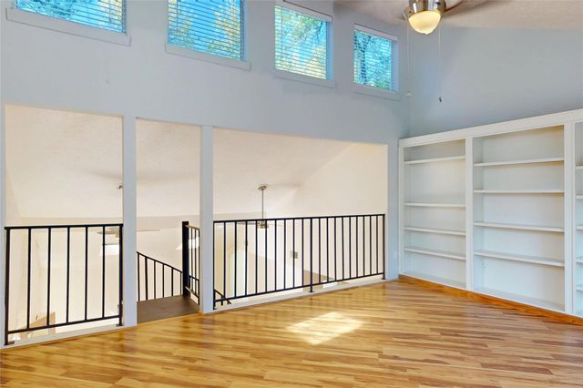 707 Center Hill Drive, Houston, TX 77079