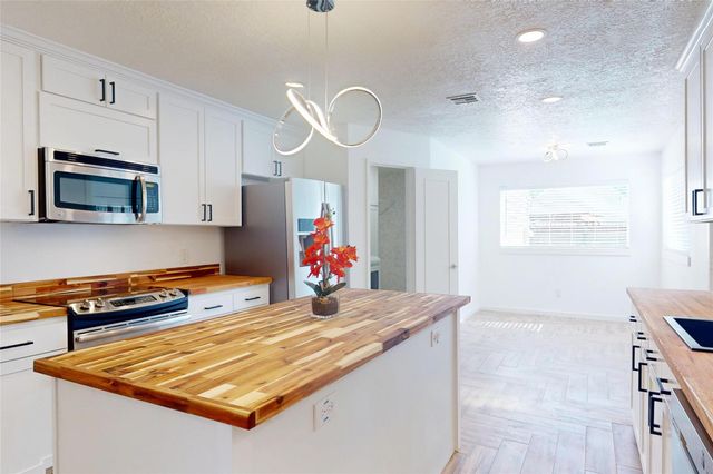 707 Center Hill Drive, Houston, TX 77079