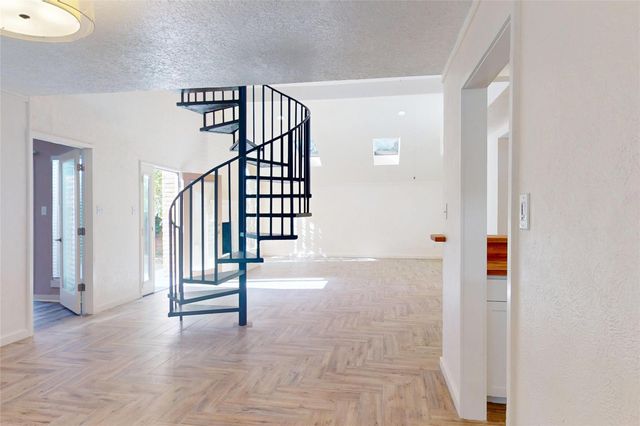 707 Center Hill Drive, Houston, TX 77079