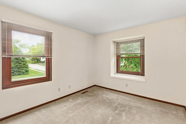 1236 20th Street, West Des Moines, IA 50265