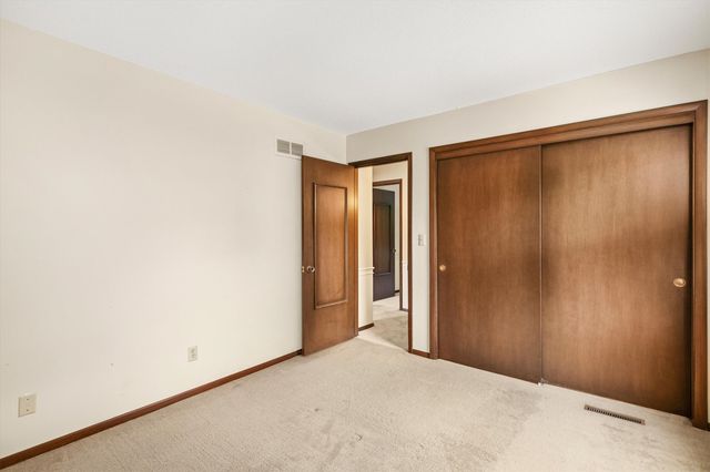 1236 20th Street, West Des Moines, IA 50265