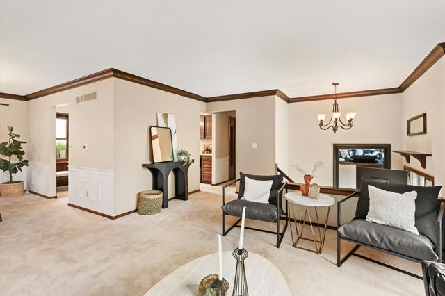 1236 20th Street, West Des Moines, IA 50265