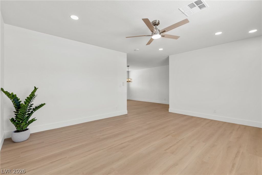 4825 Patterson Avenue, Las Vegas, NV 89104 — photo 4