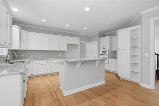 4204 Balmoral Glen Drive, Peachtree Corners, GA 30092