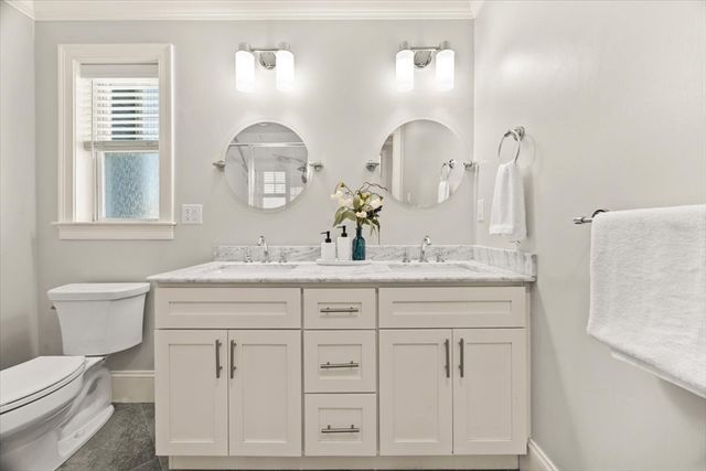 20 Dalby St 20, Newton, MA 02458