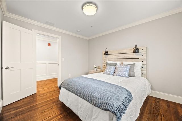 20 Dalby St 20, Newton, MA 02458