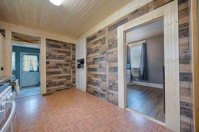 9189 Maple Street, Stoutsville, OH 43154