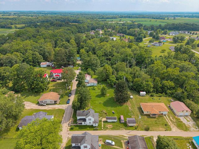 9189 Maple Street, Stoutsville, OH 43154
