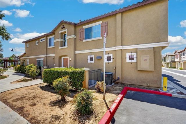 15635 Lasselle, Moreno Valley, CA 92551