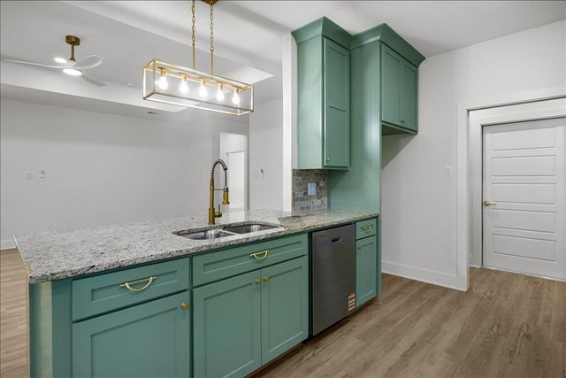 1674 Russell Drive, Longview, TX 75602